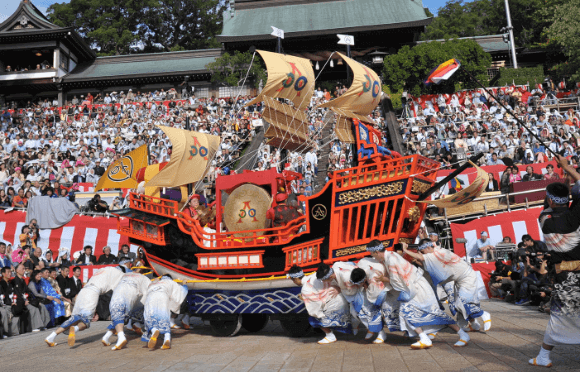 Lễ hội Nagasaki Kunchi (Châu Ấn thuyền).